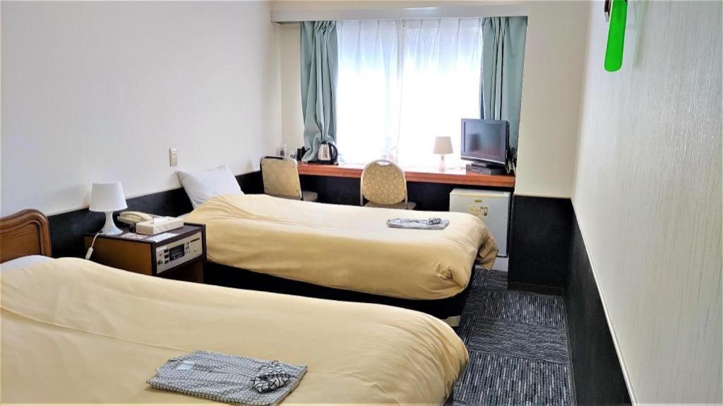 Ikebukuro Royal 2*