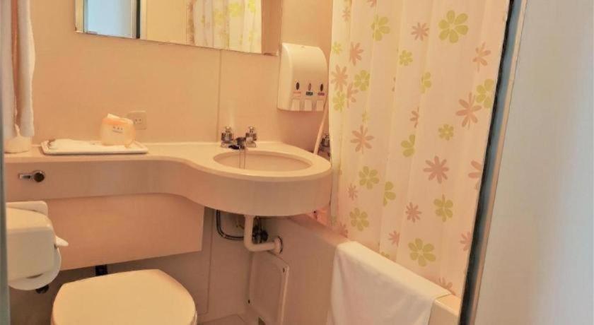 Ikebukuro Royal 2*
